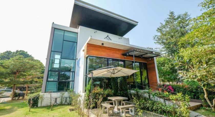 Haak Boutique Hotel Chiang Mai Bagian luar foto