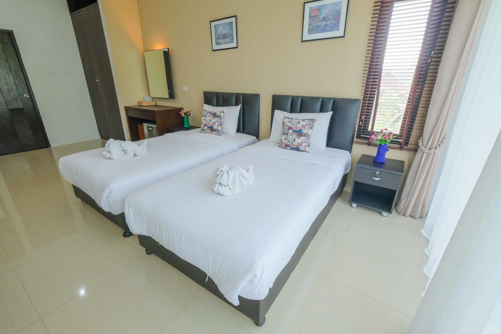 Haak Boutique Hotel Chiang Mai Bagian luar foto