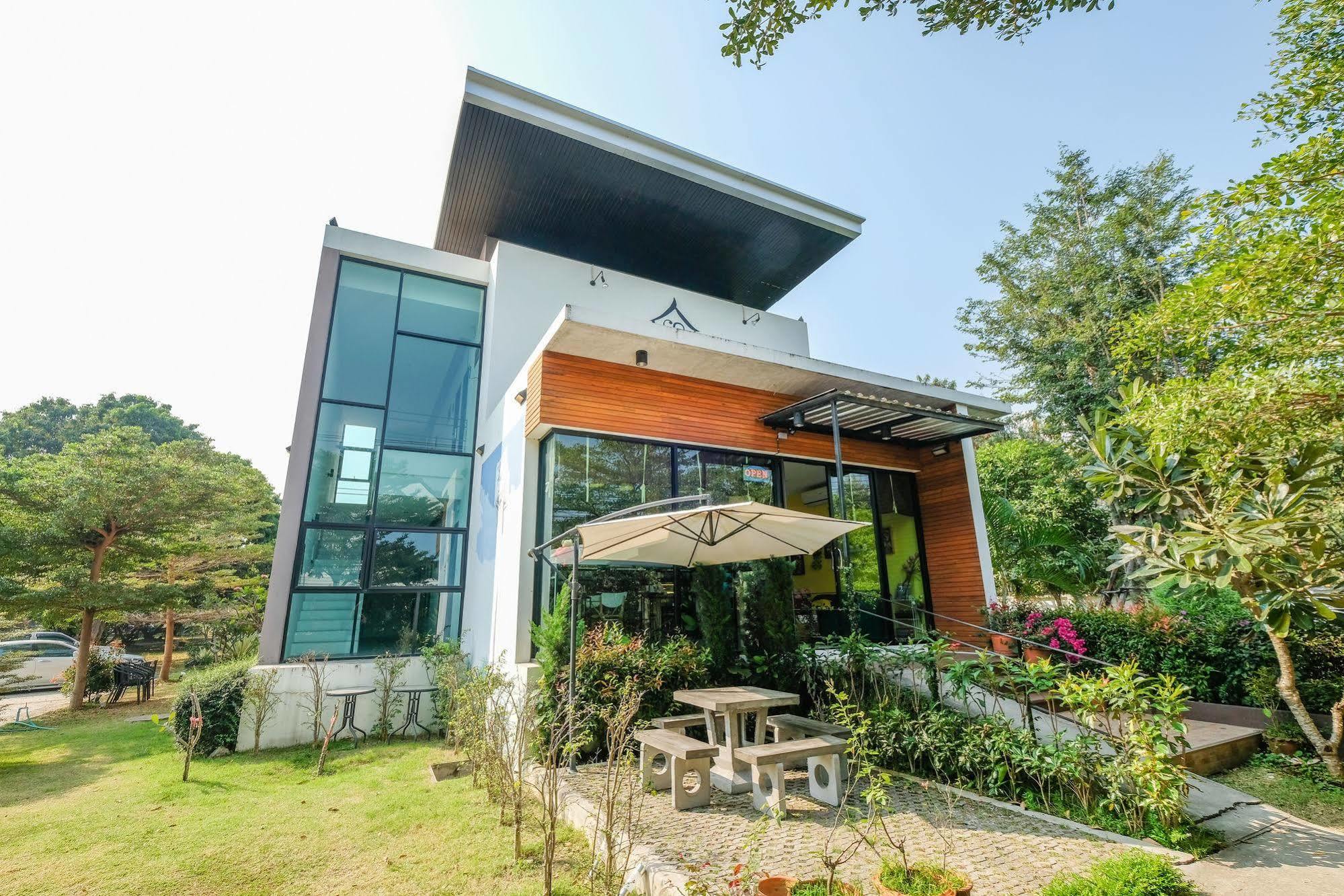 Haak Boutique Hotel Chiang Mai Bagian luar foto